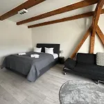Bed & Breakfast Bregenz 4*
