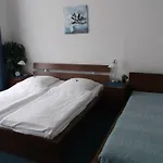 Bed & Breakfast Bregenz 4*