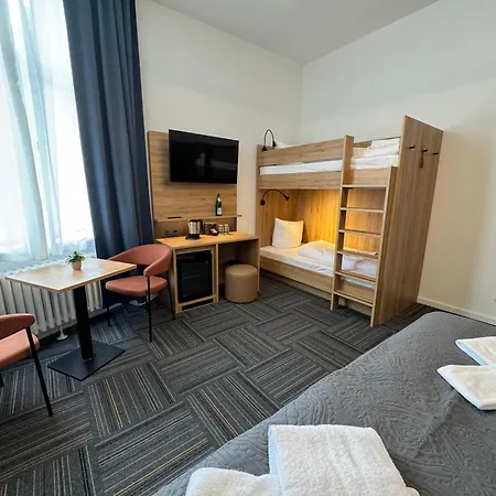 Bed & Breakfast Bregenz 4*