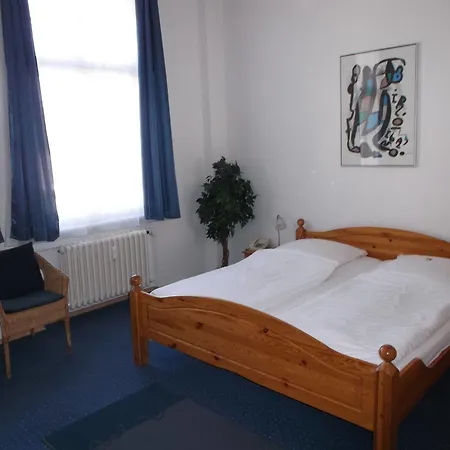 Bed & Breakfast Bregenz 4*
