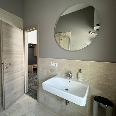 Bregenz Couette-café 4*